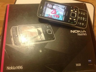Лот: 3565593. Фото: 1. nokia N96 original описание внутри. Смартфоны