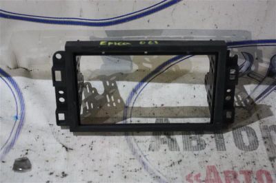 Лот: 21718168. Фото: 1. рамка магнитолы Chevrolet Epica... Двигатель и элементы двигателя