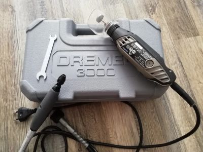 Лот: 19986116. Фото: 1. Гравер Dremel 3000 + гибкий вал. Электроинструмент