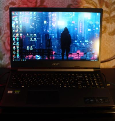 Лот: 20073915. Фото: 1. Игровой ноутбук Acer. Ноутбуки