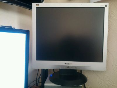 Лот: 7880031. Фото: 1. Монитор View Sonic VA703m. ЖК-мониторы
