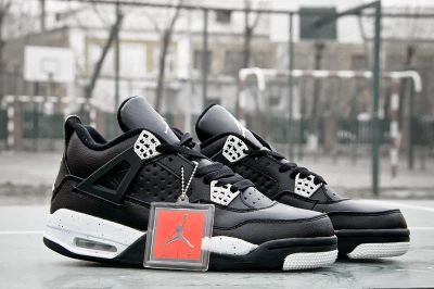 Лот: 17093179. Фото: 1. Кроссовки Nike Air Jordan 4 Retro... Кеды, кроссовки, слипоны