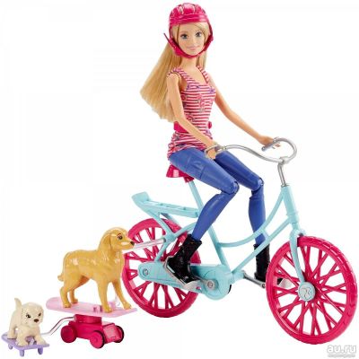 Лот: 15757337. Фото: 1. Кукла Barbie CLD94 на велосипеде... Куклы и аксессуары