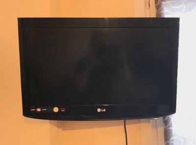 Лот: 15245552. Фото: 1. Телевизор LG 26 дюймов. Телевизоры
