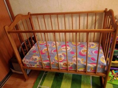 Лот: 6576383. Фото: 1. Кроватка + матрасик. Детские кровати и кроватки