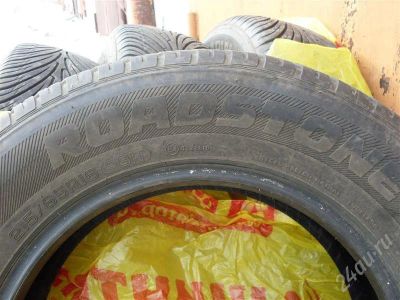 Лот: 271817. Фото: 1. лентяя резина roadstone. Шины