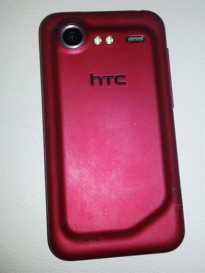 Лот: 3201765. Фото: 1. HTC Incredible S красный. Смартфоны
