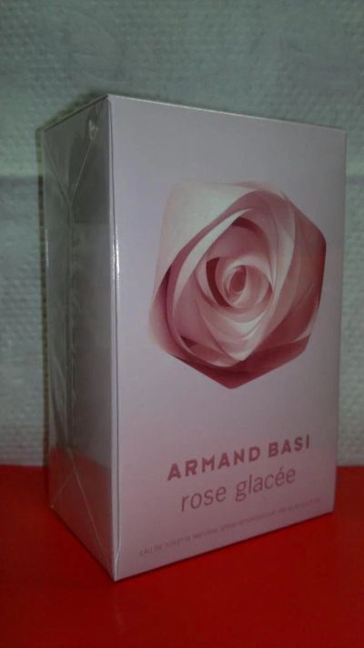 Лот: 4305694. Фото: 1. Туалетная вода Armand Basi Rose... Женская парфюмерия