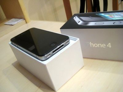 Лот: 3227091. Фото: 1. IPhone 4, 8 GB, Black / Айфон... Смартфоны