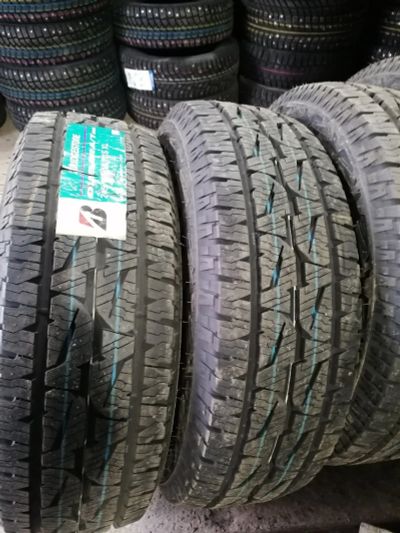 Лот: 16850831. Фото: 1. Bridgestone Dueler A/T 001 245... Шины