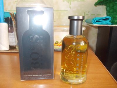 Лот: 16211039. Фото: 1. Boss Bottled Intense Eau de Parfum... Мужская парфюмерия