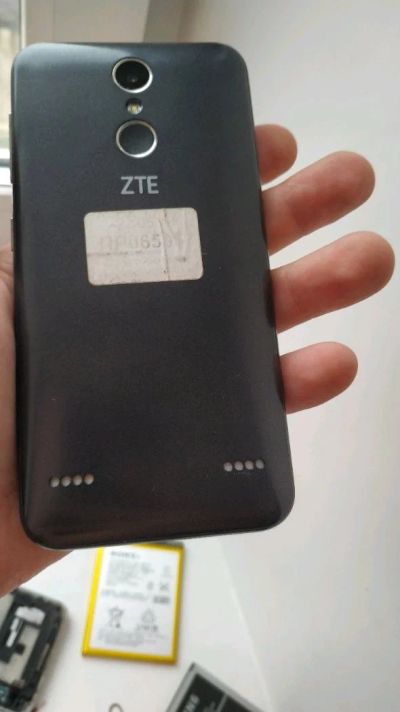Лот: 14231778. Фото: 1. Zte x5. Смартфоны