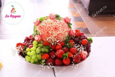 Лот: 15835085. Фото: 1. Композиция с резным арбузом №24. Другое (сувениры, подарки)