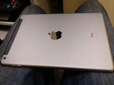 Лот: 5130315. Фото: 1. Apple Ipad Air Wi-Fi Cell 64Gb... Планшеты