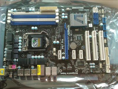 Лот: 2906052. Фото: 1. Материнская плата S1155 P67 ASRock... Материнские платы