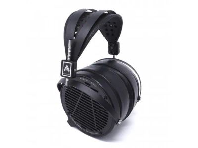 Лот: 21361969. Фото: 1. Наушники Audeze LCD2с (с кейсом... Наушники, гарнитуры