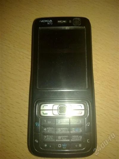 Лот: 756096. Фото: 1. Nokia n73 с проблемой!. Кнопочные мобильные телефоны