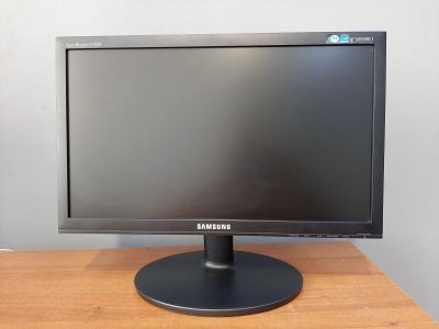 Лот: 19376207. Фото: 1. Монитор Samsung E1920N. ЖК-мониторы