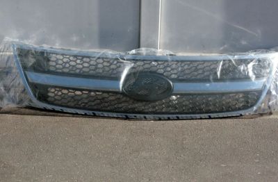 Лот: 3729240. Фото: 1. Решетка hyundai h-1/starex (2008-... Кузов