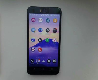 Лот: 10702650. Фото: 1. Телефон для селфи Asus ZenFone... Смартфоны