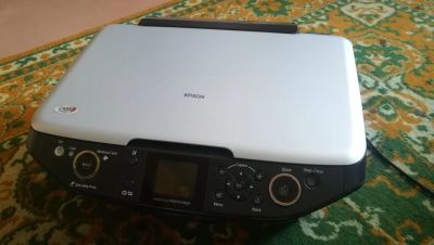 Лот: 11962675. Фото: 1. Принтер Epson stylus PHOTO RX610. МФУ и копировальные аппараты