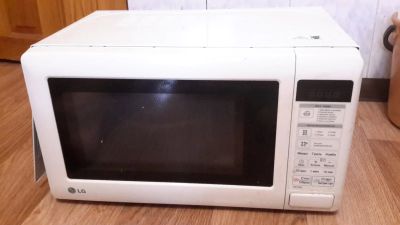 Лот: 10652316. Фото: 1. Микроволновая печь LG MB-3949G. Микроволновки, мини-печи