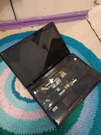 Лот: 15615679. Фото: 1. Ноутбук Toshiba L755D-A1K. Ноутбуки