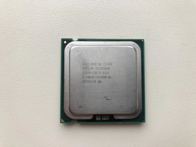 Лот: 11785555. Фото: 1. Intel Celeron E3300 (2.5Ghz, SLGU4... Процессоры