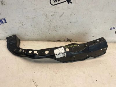 Лот: 24005056. Фото: 1. кронштейн фары Toyota Land Cruiser... Двигатель и элементы двигателя