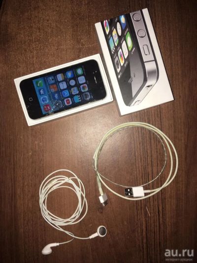 Лот: 13135437. Фото: 1. iPhone 4S 8Gb. Смартфоны