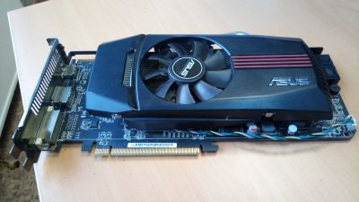 Лот: 12093519. Фото: 1. Видеокарта Asus Radeon HD 5850... Видеокарты