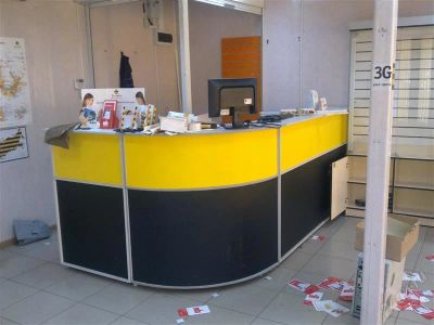 Лот: 1130270. Фото: 1. стойка продавца рецепшн г образная. Торговое