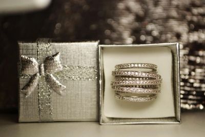 Лот: 4965783. Фото: 1. Кольцо с камнями swarovski 17. Кольца, перстни