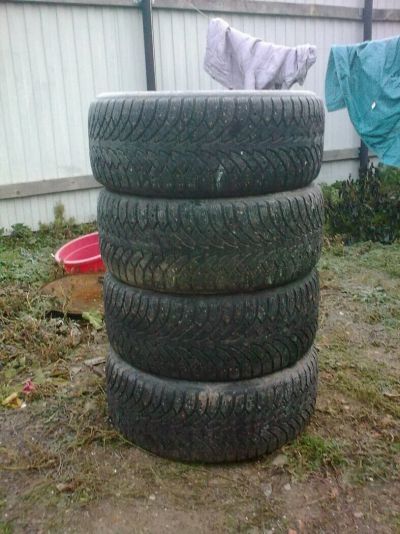 Лот: 10423716. Фото: 1. Nokian hakkapelita комплект . Шины