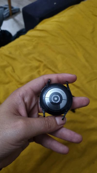Лот: 25791196. Фото: 1. Galaxy watch 4. Смарт-часы, фитнес-браслеты, аксессуары