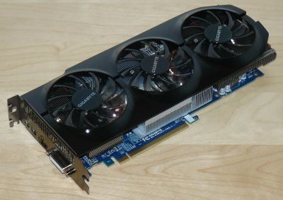 Лот: 3053245. Фото: 1. Холодная и мощная видеокарта PCI-E... Видеокарты