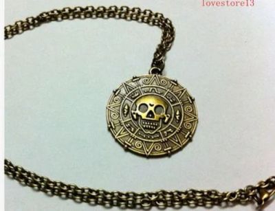 Лот: 4736477. Фото: 1. Пираты карибского моря монета... Кулоны, подвески