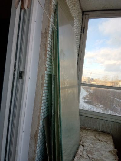 Лот: 18329777. Фото: 1. Стекла (одни лотом). Другое (строительные материалы)