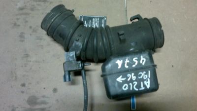 Лот: 4705192. Фото: 1. Патрубок воздушного фильтра Toyota... Двигатель и элементы двигателя