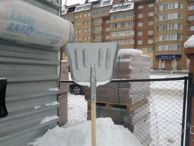 Лот: 1343565. Фото: 1. Лопата снегоуборочная, оцинкованная... Ручные орудия труда