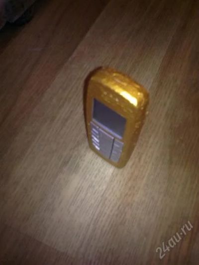 Лот: 1707764. Фото: 1. nokia 3120 gold батьковский телефон. Кнопочные мобильные телефоны