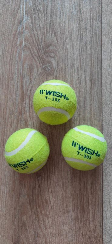 Лот: 19984236. Фото: 1. Б\у мячики для тенниса 3 шт. Мячи, ракетки, шайбы, клюшки