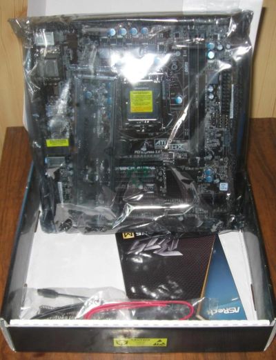 Лот: 9317767. Фото: 1. материнская плата asrock b75m-gl... Материнские платы