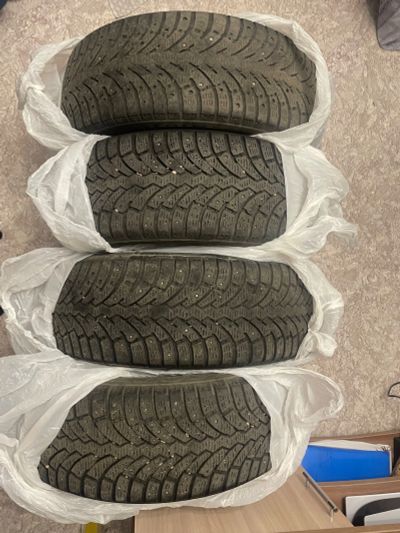 Лот: 20846366. Фото: 1. Pirelli Formula Ice. Шины