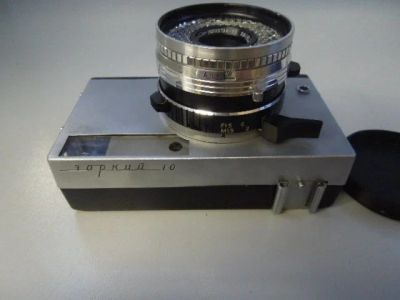 Лот: 11883628. Фото: 1. Фотоаппарат Зоркий 10 (Е8886). Плёночные компактные