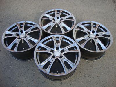 Лот: 9584009. Фото: 1. Комплект Литых дисков 5х112R-17. Диски