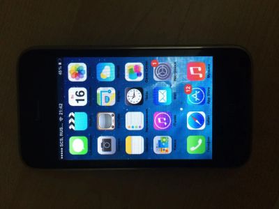 Лот: 4036620. Фото: 1. iPhone 3GS 32GB под ios7. Смартфоны