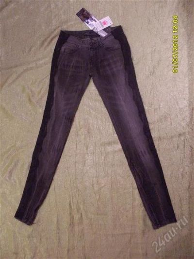 Лот: 1922462. Фото: 1. Bershka черные джинсы с кружевом. Джинсы