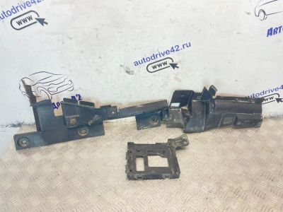 Лот: 25262952. Фото: 1. Кожух радиатора Ford Focus CB4. Двигатель и элементы двигателя