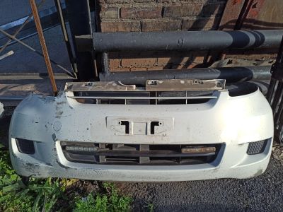 Лот: 16169333. Фото: 1. Бампер передний Toyota Passo. Кузов